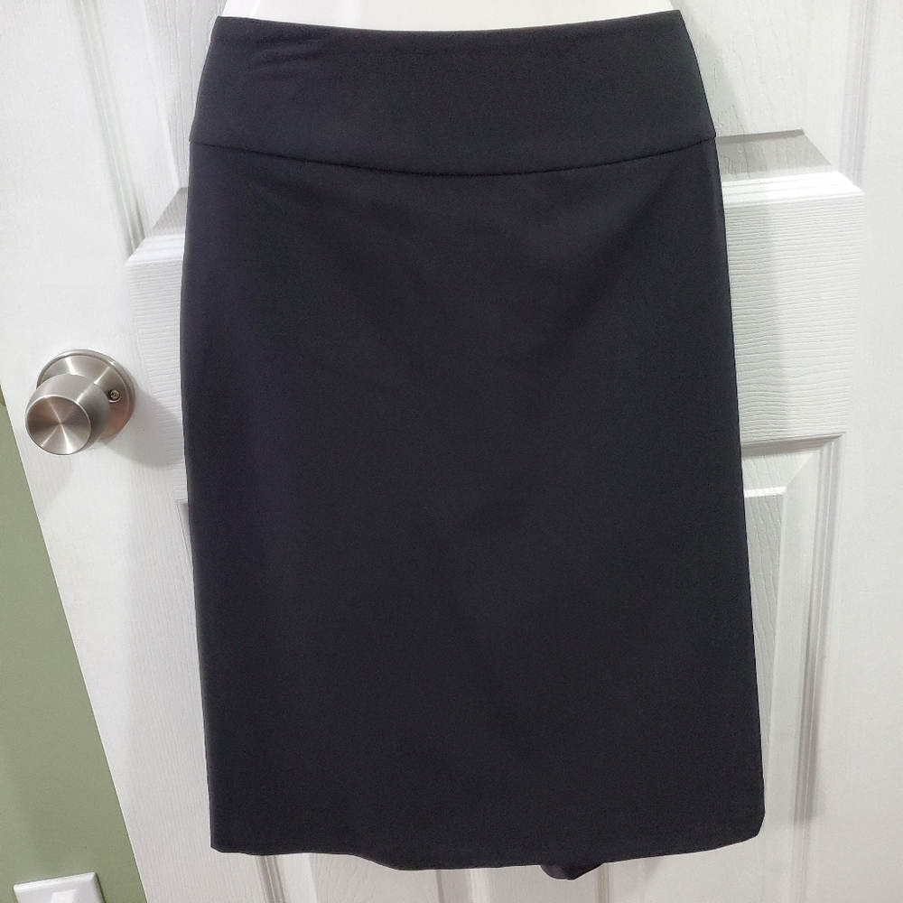 Black pencil skirt